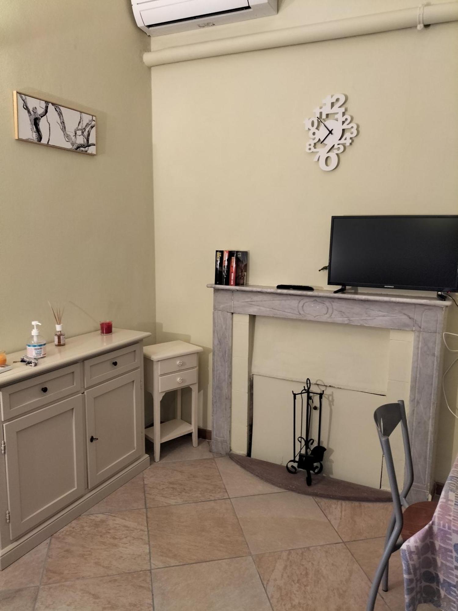 Casa Di Carlo E Chiara Apartment Sassari Bagian luar foto
